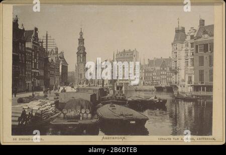 Inner Amstel direction Mint Tower, Amsterdam Inner Amstel direction Munttoren, Amsterdam Type de bien: Photographies Numéro d'article: RP-F 2001-15-4 Inscriptions / marques: Inscription, sous recto, imprimé: L'INTÉRIEUR AMSTEL. AMSTERDAM. Numéro DE A. HUNTER, AMSTERDAM, 'anufacture Vervaardiger: Éditeur: Andries Jager photographe: Fabrication anonyme: Amsterdam Dating: CA. 1880 - env. 1895 Caractéristiques physiques: Matériel de copie: Carton de papier technique: Dimensions de la pression légère: L'image: H 97 mm × W 148 mmOnderwerp Banque D'Images