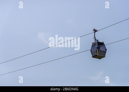 Barcelone, Espagne - 31 juillet 2019: Transport par téléphérique à Montjuic Banque D'Images