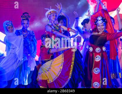 Danse populaire chinoise à Chinatown Manille les Philippines Banque D'Images