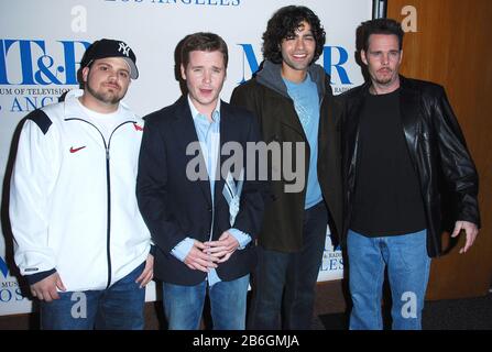 Jerry Ferrara, Kevin Connolly, Adrien Grenier et Matt Dillon au 23ème festival annuel de télévision William S. Paley Présente 'Entourage' à la Guilde des directeurs d'Amérique à West Hollywood, CA. L'événement a eu lieu le mercredi 1er mars 2006. Photo par: SBM / PictureLux Tous droits réservés - référence de fichier #33984-509SBMPLX Banque D'Images