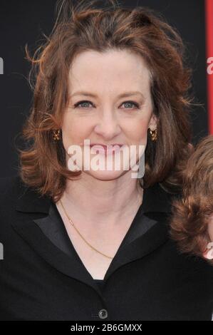 Joan Cusack à la première mondiale de 'mars A Besoin de Moms tridimensionnel' tenue au théâtre El Capitan à Hollywood, CA. L'événement a eu lieu le dimanche 6 mars 2011. Photo par: SBM / PictureLux Tous droits réservés - référence de fichier #33984-524SBMPLX Banque D'Images