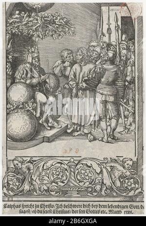 Christ devant Hérode Christ par des soldats amenés devant Hérode. Au bas de la marge est montré avec un putti d'ornement et des guirlandes. Complètement Ci-Dessous est un texte allemand en deux lignes, la figure entronisée indique que le grand prêtre Caiaphas: Caipas spricht zu ... etc Matt. Rpi. Le spectacle est connu sous le nom de Christ avant Hérode. Le bord supérieur de l'empreinte d'une partie de l'arc circulaire et des deux boucliers avec les bras électeur et ducal de Saxe est afgesneden. Fabricant : print maker: Lucas Cranach (I) Lieu de fabrication: Allemagne Date: 1509 Caractéristiques physiques: Bois: Papier te Banque D'Images