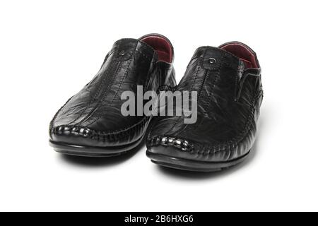 Chaussures en cuir noir pour homme isolées sur fond blanc Banque D'Images