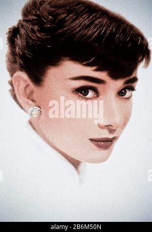 audrey hepburn à sabrina Banque D'Images