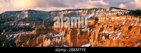 Amphithéâtre Bryce De Sunrise Point, Parc National De Bryce Canyon, Utah, États-Unis Banque D'Images