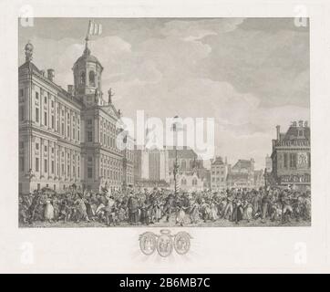 Feest der Vrijheid op de Dam te Amsterdam, 4 maart 1795 Fête de la liberté, a célébré le dévouement de l'arbre de liberté sur la place du Dam à Amsterdam, le 4 mars 1795. Vue sur le barrage avec une grande foule dansant sur l'arbre de la liberté. En marge, les trois emblèmes allégoriques de la liberté, de l'égalité et de la fraternité à ajouter à l'arbre hingen. Fabricant : Print Maker: Reiner Vinkeles (i) (représenté sur l'objet) Print Maker, Daniel Friday (indiqué sur l'objet) à dessin de: Jacques Kuyper (inscrit sur l'objet) Lieu de fabrication: Print Maker: The Netherlands print Author: The Netherlands in drawing: A Banque D'Images