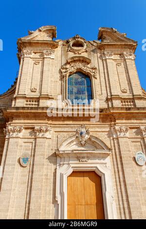 Vue avant de la cathédrale Basilique d'Oria, Pouilles, Italie Banque D'Images