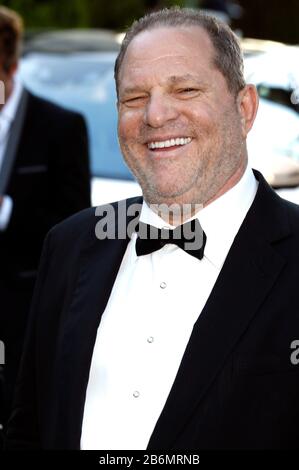 Antibes, Frankreich. 23 mai 2013. Harvey Weinstein assiste au 20ème Gala annuelle du cinéma Contre le SIDA de l'AmfAR lors Du 66ème Festival annuel du Film de Cannes à l'Hôtel du Cap-Eden-Roc le 23 mai 2013 au Cap d'Antibes, France | usage dans le monde crédit: DPA/Alay Live News Banque D'Images