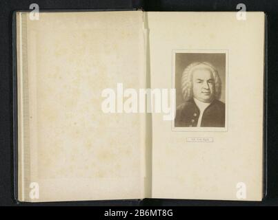 Fotoreproductie van een portret van Johann Sebastian Bach Joh Seb Bach (objet op de titre) reproduction photo d'un portrait de Johann Sebastian BachJoh. Seb. Bach (titre objet) Type de bien: Page de reproduction de photos Numéro d'article: RP-F 2001-7-875-1 Fabricant : Photographe: Anonyme à imprimer par: Anonyme Date: CA. 1866 - ou pour 1876 matériau: Technique du papier: Albumen dimensions de l'impression: Photo: H 83 mm × W 57 mmTroelichtingFoto recto page 34. Objet: Compositeur: Johann Sebastian Bach (1685-1750) Banque D'Images