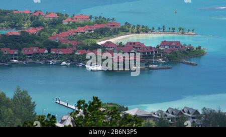 Eden Island, Maisons et Plage, du point de vue des Seychelles Banque D'Images