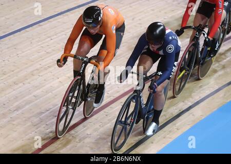 Kirsten Wild de Nederlandt et Jennifer Valente des USA Women's points Race au cours des Championnats du monde de cyclisme sur piste de 2020 de l'UCI Présenté par Tissot le mars, 01 2020 au Velodrome de Berlin, Allemagne - photo Laurent Lairys / DPPI Banque D'Images