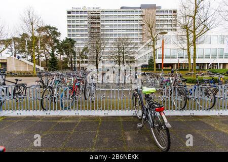Tilburg, Pays-Bas. 11 mars 2020. Tilburg, ville Vide de Tilburg en raison du virus Corona, 11-03-2020. L'Université de Tilburg est presque vide en raison du virus corona. Les conférences sont, dans la mesure du possible, données par direct. Crédit: Pro Shots/Alay Live News Banque D'Images