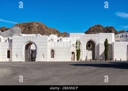 Palais du Sultan Qasr al-Alam à Muscat en Oman Banque D'Images