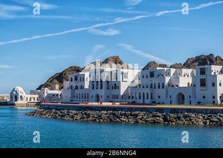 Palais du Sultan Qasr al-Alam à Muscat en Oman Banque D'Images