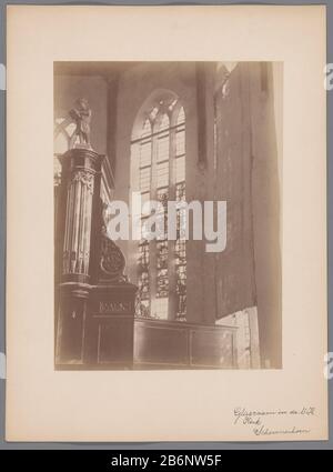 Geschilderd raam in de Grote Kerk te Schermerhorn Geschilderd raam in de Grote Kerk te Schermerhorn Type d'objet : foto Objectnummer: RP-F-00-2207 Inscriptions / Merken: Annotie, recto, handgeschreven: «Glasraam in de N.H. Kerk/ Schermerhorn’annopatie, verso, handgeschreven: ‘Schermerhorn/ glasraam in de Ned. Herv. Kerk’ Fabricant : fotograaf: Anoniem (Monumentenzorg) (toegeschreven aan)fotograaf: A.J.M. Mulder (mogelijk)Plaats fabriquent: Schermerhorn Dating: CA. 1890 - ca. 1910 matériau: Fotopaper karton Techniek: Alluminedrak Dimensions: Foto: H 234 mm × b 173 mm Objet: Church-windo Banque D'Images