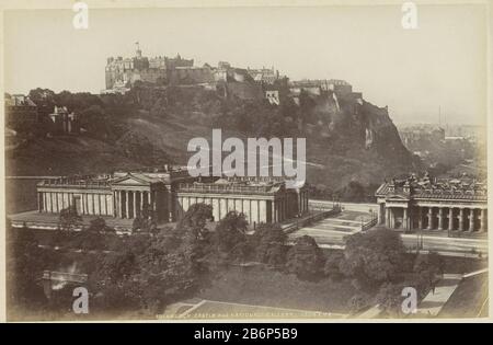 Gezicht op Edinburgh Castle en de National Gallery in Edinburgh Edinburgh Edinburgh Castle and National Gallery (titre op object) partie de la photo pour examiner où: Conditions à Edinburgh et Londen. Fabricant : Photographe James Valentine (propriété cotée) Lieu de fabrication: Edinburgh Dating: CA. 1870 - ca. 1890 Caractéristiques physiques: Albumen imprimés: Carton papier technique: Albumen imprimer dimensions: Photo: H 133 mm b × 205 mm Objet: Perspective de ville, panorama de ville, silhouette de château de ville exposition permanente, musée Banque D'Images