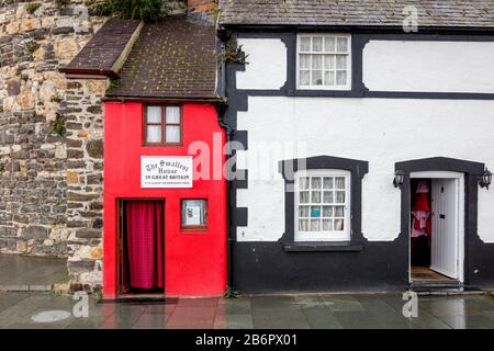 La Plus Petite maison officielle en Grande-Bretagne, Conwy, Pays de Galles, Royaume-Uni Banque D'Images