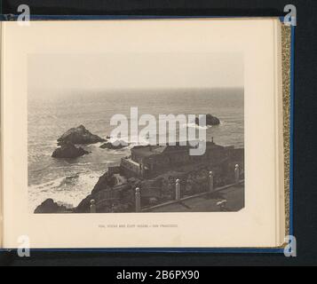 Gezicht op de kust voor San Francisco, met en een huis op een klif en rotsen in het Water Seal Rocks et Cliff House- San Francisco (titre op object) Gezicht op de kust voor San Francisco, Met een huis op een klif en rotsen in het waterseal Rocks and Cliff House- San Francisco (titel op object) Type d'objet : fotomechanische afdruk bladzijde Objectnummer: RP-F-2001-7-996-87 Fabricant : verardivager: AnoniemPlaats fabricación: San Francisco: CA. 1883 - en de voor 1893 matériau: Papier Techniek: Lichtdruk Dimensions: Prent: H 140 mm × b 190 mm Objet: Falaise côtière ou craghuis Banque D'Images