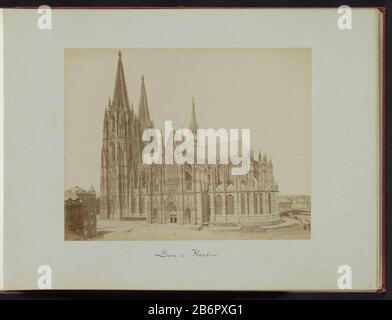 Gezicht op de noordzijde van de Dom van Keulen partie de l'album avec Vue d'où les photos: Conditions en Europe, Trinidad, Haïti, Martinique et Suriname. Fabricant : Photographe: Fabrication anonyme: Cologne Dating: CA. 1870 - ca. 1900 matériau: Technique du papier: Albumen dimensions du tirage: Photo: H 177 mm × W 229 mm Objet: Église (extérieur) Banque D'Images