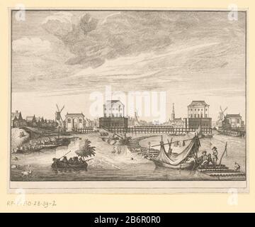 Gezicht op de twee Blokhuizen à de Amstel, 1651-1654 vue sur les deux maisons en bois de l'Amstel à l'extérieur d'Amsterdam, construite pour défendre la ville après la tentative échouée de Willem II à Amsterdam le 30 juillet 1650. Après leur achèvement en 1651, Ils ont de nouveau été démolis en juillet 1654. Gauche et droite des deux Hamelen Blokhuizen. L'eau navigue différents bateaux. Dans l'un des bateaux il y a un arbre, et sur l'autre est repassé au mât. D'un radeau ou d'un échafaudage figures de natation et fait juste devant une figure à son besoin. Entre les deux Maisons en bois sur le fond le contour de la ville Banque D'Images