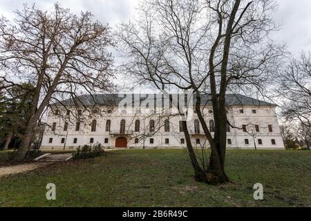Le château baroque de Batthyany dans la ville de Bicske, en Hongrie Banque D'Images