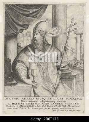 H Johannes Chrysostomus, Kerkvader Il s'est étroné avec le crosier, le goblet et le Saint-Esprit sous la forme d'une colombe. Dans la légende latine, le nom du père de l'église et de l'opdracht. Fabricant : printmaker Jan Lievens (bâtiment classé) dans son design: Jan Lievens (bâtiment classé) dédié à John Chrysostom van der Star (propriété cotée) Lieu Fabrication: Anvers Date: 1649 Caractéristiques physiques: Matière de gravure: Papier: Technique dimensions de gravure: Bord de la plaque: H 182 mm × W 135 mm Objet: L'archevêque de Constantinople, John Chrysostom; attributs possibles: Ruche, colombe Saint fantôme représenté comme un Banque D'Images