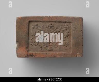 Haardsteen a rencontré voorstelling van een vaas a rencontré des hommes Haardsteen a rencontré voorstelling van een vaas a rencontré des hommes. Fabricant : vervaardiger: AnoniemPlaats fabrication: Zuidelijke Nederlanden Dating: CA. 1575 - env. 1600 kenmerken physique: Aardewerk matériel: Aardewerk Techniek: Bakken / stempelen Dimensions: H 8,5 cm. × b 13,5 cm. × d 8,5 cm. Banque D'Images