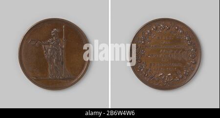 Hulde van de Leidse jonkvrouwen aan de uitgetrokken Leidse studenten Bronzen penning. Voorzijde: Gehelmde Minerva met lan houdt dans uitgestrekte rechterarm lauwerkrans;afsnede: Signatuur. Keerzijde: Opschrift binnen rozekrans Fabricant : David van der Kellen (1804-1879)Fabrication de plaats: Utrecht Dating: 1831 matériau: Brons Techniek: Slaan Dimensions: D 3,3 cm. × g 10,41 gr Objet: Belgische RevolutieTiendaagse VeldtochtWanneer: 1830 - 1831 Banque D'Images