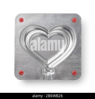 Vue de dessus du moule à coeur en métal vide isolé sur blanc Banque D'Images