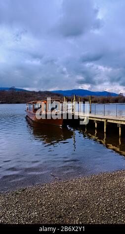 Lac Derwentwater à Keswick, dans le district du lac Banque D'Images