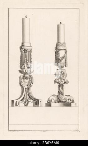 Kandelaars met dolfijnen 27e Cahier CC Cahier de 12 Flambeaux et Chandeliers de Table &c (servietitel) IIe Volume de l'Oeuvre de J ch Delafosse (servietitel) deux chandeliers avec des guirlandes, à gauche et à droite avec deux dolfijnen. Fabricant : printmaker: BERTHAult (propriété cotée) conçu par: Jean-Charles Delafosse (bâtiment classé) éditeur: Jacques-François Chéreau (objet coté ) Lieu de fabrication: Paris Date: 1771 Caractéristiques physiques: Gravure et engring matériau: Technique du papier: Gravure / engring (procédé d'impression) mesures: Bord de la plaque: H 371 mm × 226 mm Objet: Délire Banque D'Images