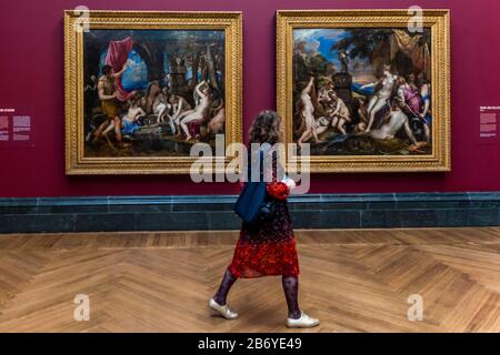 Londres, Royaume-Uni. 12 mars 2020. Diana et Actaeon avec Diana et Callisto - Titien: Amour, Désir, mort - une nouvelle exposition à la galerie nationale de teh qui réunit les six peintures de la série commandée par le Prince Philippe d'Espagne, le futur roi Philippe II, en 1551. Ils sont rassemblés de Boston, Madrid et Londres pour la première fois depuis plus de quatre siècles. Crédit: Guy Bell/Alay Live News Banque D'Images