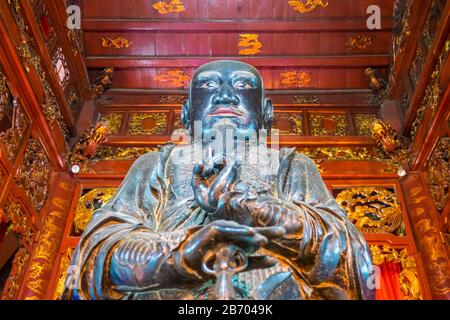 Statue De Bronze Xuan Wu (Tran Vu) Dans Le Temple De Quan Thanh (Den Quan Thanh), District De Ba Dinh, Hanoi, Vietnam Banque D'Images