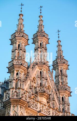 Leuven Stadhuis (Hôtel de Ville) et les bâtiments sur Grote Markt, Leuven, Brabant flamand, Flandre orientale, Belgique Banque D'Images