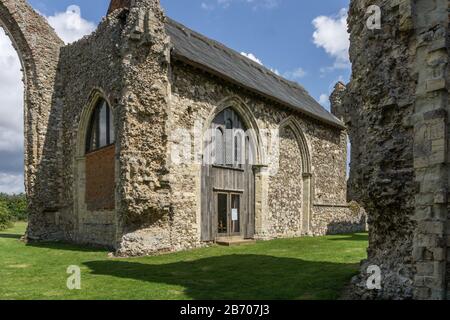 Vestiges de l'abbaye de Leiston du XIVe siècle, Suffolk, Royaume-Uni ; anciennement abbaye de canons prémonstratensiens, aujourd'hui école de musique Pro Corda Banque D'Images