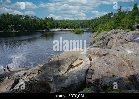 High Falls À Bracebridge, Ontario, Canada Amérique Du Nord Banque D'Images