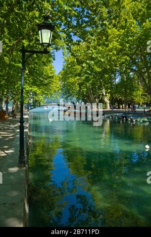 Pont amoureux ou pont d'Amour à Annecy France Banque D'Images