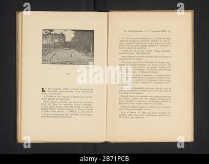 Landschap Landscape Type d'objet: Photo-mécanique imprimer page Numéro d'article: RP-F 2001-7-1259-11 Fabricant : Photographe: Edouard Adelot (bâtiment classé) fabricant Jean Malvaux (propriété cotée) Date: CA. 1896 - ou 1901 matériel: Technique du papier: Autotypique Dimensions: Imprimer: H 51 mm × W 124 mmToelielicingPrent page 66. Paysage du sujet Banque D'Images