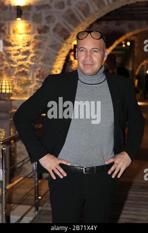 12 mars 2020, Sparta, Grèce: L'acteur BILLY ZANE participe au dîner à la ville de Sparta. Zane doit se lancer dans le relais de la flamme olympique le 13 mars, transportant la flamme olympique de la ville byzantine de Mystras à Sparta pour les Jeux Olympiques de 2020 à Tokyo. (Image Crédit: © Aristidis Vafeiadakiszuma Wire) Banque D'Images