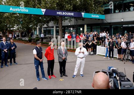 Melbourne, Australie. 13 mars 2020. Motorsports: FIA Formula One World Championship 2020, Grand Prix d'Australie, Michael Masi (AUS, FIA Race Director), Andrew Westacott, Paul Little et Chase Carey (USA, CEO de Formula One Group) lors d'une conférence de presse en raison de l'annulation du Grand Prix d'Australie 2020 | usage mondial crédit: DPA/Alay Live News Banque D'Images