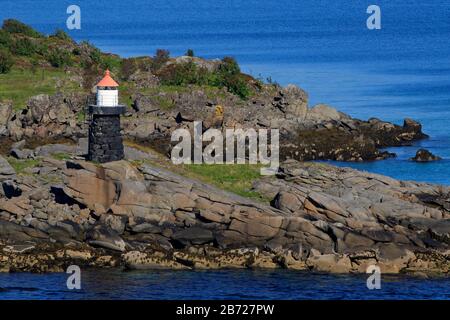 Phare De Gravdal, Îles Lofoten, Comté De Nordland, Norvège, Scandinavie Banque D'Images