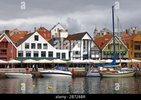 Bateaux Dans Le Port, Stavanger City, Ragoland District, Norvège, Scandinavie Banque D'Images