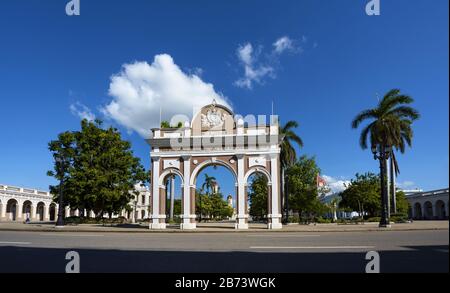 Arche de Triumph à Cienfuegos, Cuba Banque D'Images