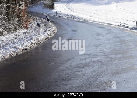 Neige sur l'Eifel près de Maria Laach Banque D'Images