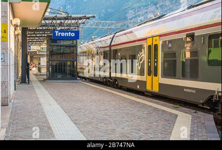 Gare de trente, Trentin-Haut-Adige, nord de l'Italie, Europe - 19 août 2019 Banque D'Images