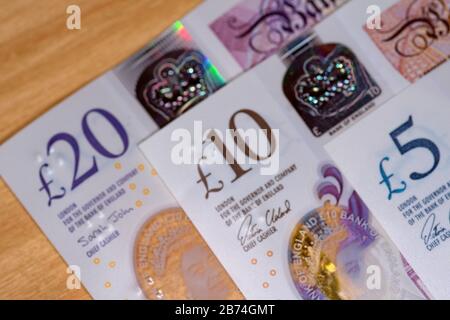 royaume-uni : vingt livres de notes piégées à mousetrap Banque D'Images