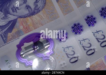 royaume-uni : vingt livres de notes piégées à mousetrap Banque D'Images