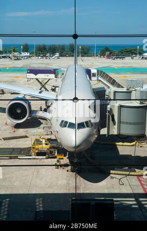 19 novembre 2019, Phuket, Thaïlande, Asie - un avion de passagers Aeroflot Russian Airlines de type Boeing 777-300 à l'aéroport international de Phuket. [traduction automatique] Banque D'Images