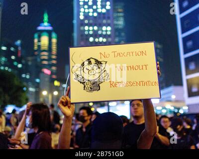 Des milliers de personnes se rallient pour la deuxième fois aux législateurs américains pour adopter une législation qui soutient le mouvement démocratique de Hong Kong. Banque D'Images