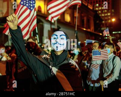 Des milliers de personnes se rallient pour la deuxième fois aux législateurs américains pour adopter une législation qui soutient le mouvement démocratique de Hong Kong. Banque D'Images